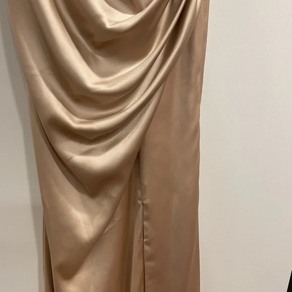 Revelry Rory Dress - Picture 4 of 9